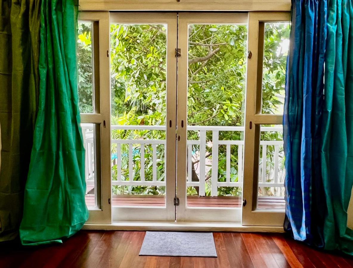 The Backyard 28 Villa Bangkok Dış mekan fotoğraf