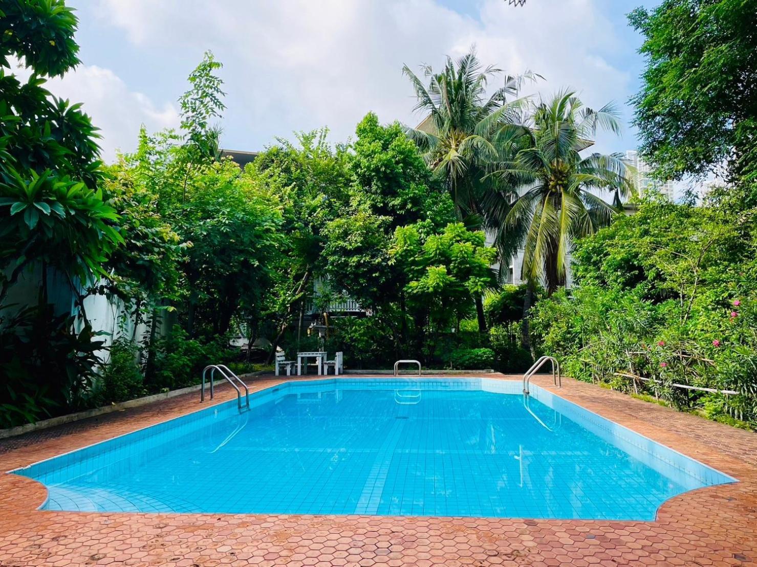 The Backyard 28 Villa Bangkok Dış mekan fotoğraf